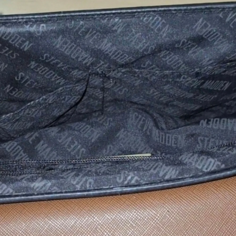 🌼🤎Steve Madden Crossbody🤎🌼 - Picture 7 of 11